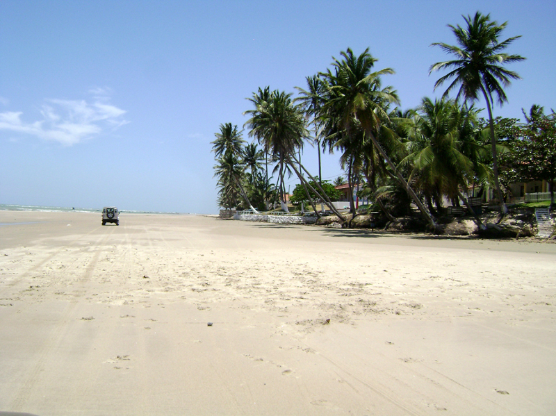 Praia de Icaraizinho, seguindo para Fortaleza.